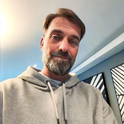 LFC_Saif's profile picture. أن تصل متأخراً خير من أن لا تصل