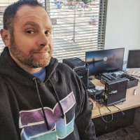 Lew (@diggy2525) 's Twitter Profile