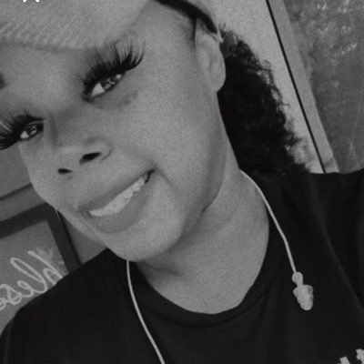 Smilin_grace's profile picture. An unfinished story that’s currently being written 🥰💋