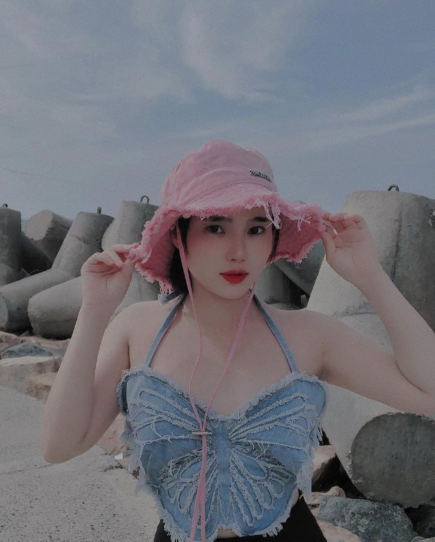 okpwv245yar's profile picture. TIKTOKSHOPでは数名のアルバイトを募集しています。給料は1日1万~ 5万円です。時間制限はありません LINE:https://t.co/5AkHL6Mp5I