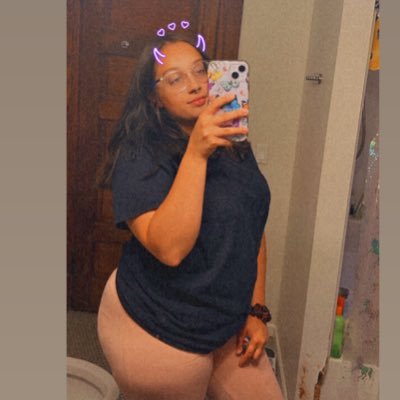LOYALTY OVA LOVE BABY 🙏🏽💯 Rieliegh's momma 🤰🏽🌈 ‘96 ♏️