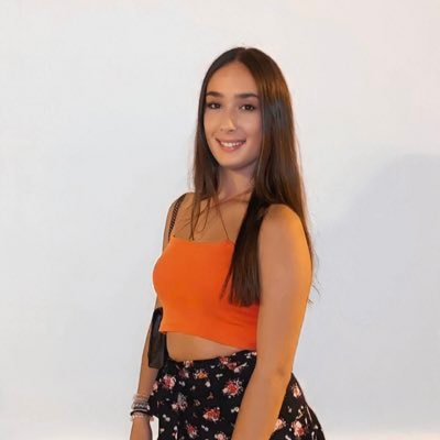 _.lolaabeniteezz._🫶🏼