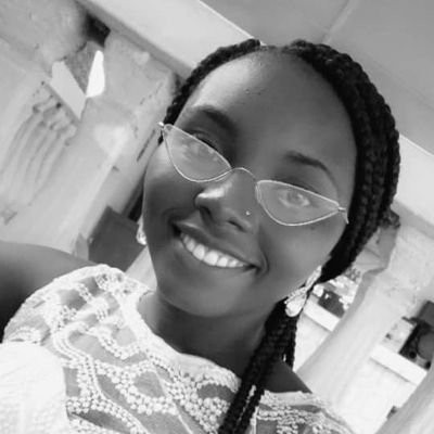 MiddysGoodies's profile picture. 🛍️Bags, Shoes, Jewelries, Perfumes & Fabrics / 
💐Check media & IG page
🌼Affordable prices
🚚Nationwide Delivery
|Click WhatsApp link⤵️
🙋🏾‍♀️Owner: @tembeth