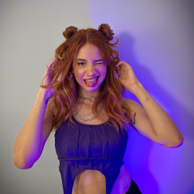 Apresentadora e repórter de Games e esports, streamer nas horas vagas. 📧tawna@artentretenimento.com