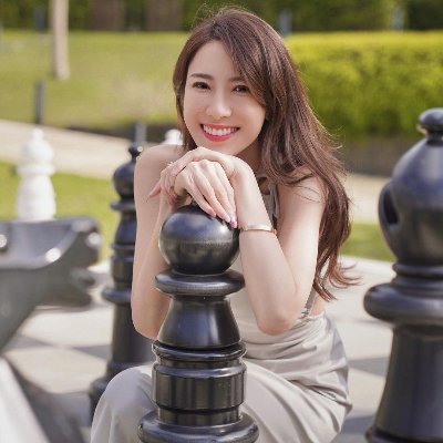 Entrepreneur, philanthropist, enjoys traveling and playing golf.
