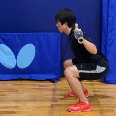 仕事と資格:鍼灸師,アスレティックトレーナー,NSCA-CSCS（トレーニングコーチ）,卓球療法士/ 経歴（卓球）:愛工大名電高〜愛工大/（職歴） 浜松医療学院職員〜ジュビロ磐田アスレティックトレーナー〜国立スポーツ科学センター職員日本代表サポート〜フリーランストレーナー【卓球コンディショニング】指導