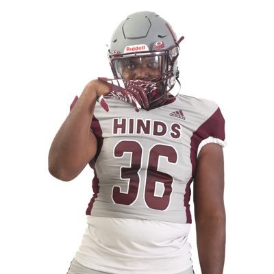 TE/H @HindsCC_FB 6’4 240 May graduate 3 year’s eligibility 🦍