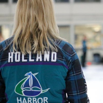 Competitive senior and women's curling team playing out of Saskatchewan! Amber Holland, Jill Shumay, Sherri Singler & Trenna Derdall