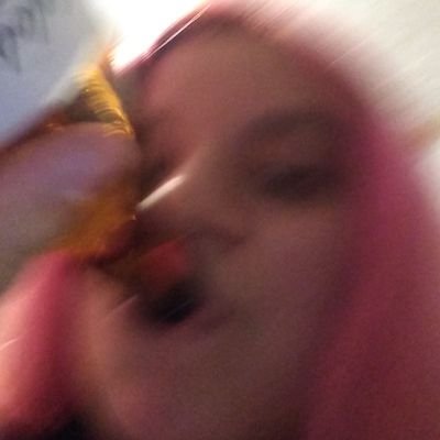 becm21_'s profile picture. 🐢🐇