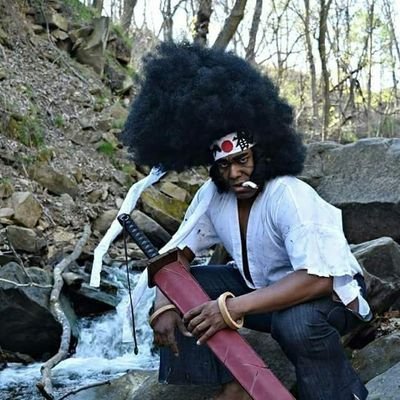 Kyalutations's profile picture. Auto Tabliq 🚘 🔴⚪⚫ 😎