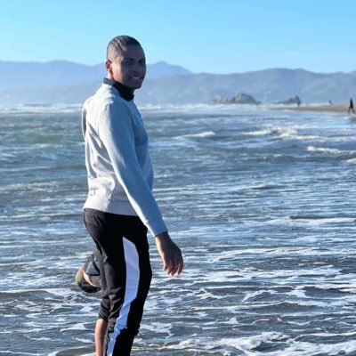 Levymashingaidz's profile picture. Anti-corruption Campaigner|Human-right activist|Political Analyst| Host of Liberty Africa