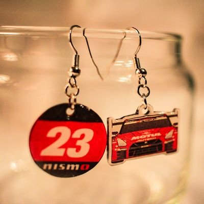 DYでみよ。巷で噂のジアラ夫婦とはあたいの事さ☆
SUPER GT NISSAN GT500が大好きな人。
猫います。親バカです。
2022年12月脳腫瘍星細胞腫グレード3、失語症、右手感覚神経障害になりました。生きる事に貪欲。