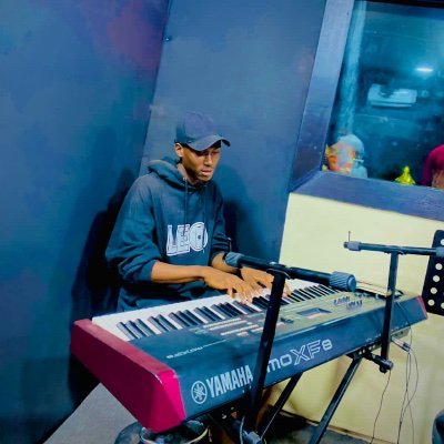 Destjosh215057's profile picture. A passionate Trader, a crypto enthusiast. 🖤Music❤️. Lover of God❣️🖤