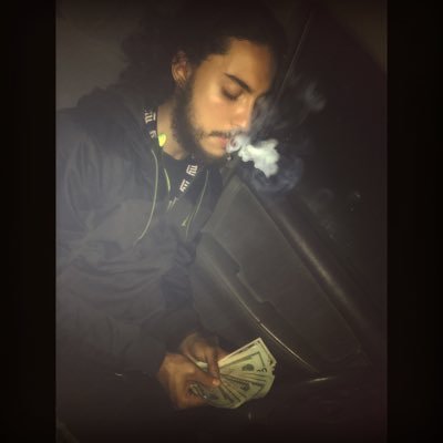 BØRICUÀ🇵🇷😈 |ØMERTÀ🤫💯|Cannasseur🍃🌬🤯|Car Junkie🏎💨🧰🤙🏽|PG/DC Raised #FuckUTalmBout Stay🔟👣👇🏽On🤱🏽