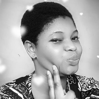 Tech personnel, psychologist, media marketer, music addict, friendly and serious on everything.