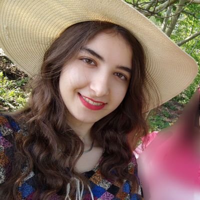 hadis_saadat's profile picture. غیر از خودم به هر سمتی دویدم غربت بود