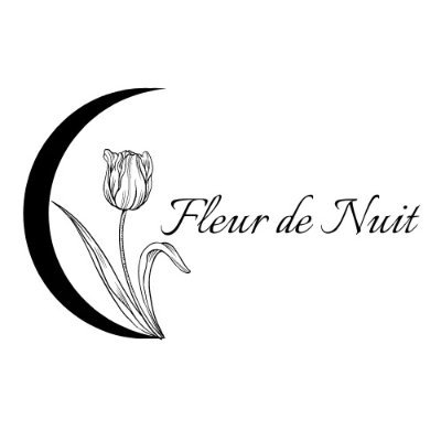 Chez Fleur De Nuit, tu trouveras les meilleurs vêtements, déco et accessoires fleuris🌷. Partage tes photos de nos produits avec le #Fleurdenuit_off