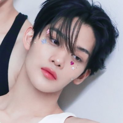 ˗ˏˋ #배진영 : wanna be your 𝓁𝑜𝓋𝑒˘͈ᵕ˘͈ ♡ ྀ ༉‧₊˚✧ #blm fan account | #전소미 #조유리 #김종인 #김규빈 | art: @baebyism