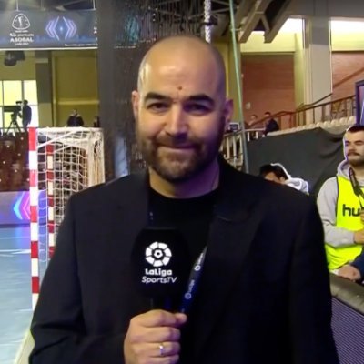 Narrando balonmano, fútbol y basket en @LaLigaPlus / Ex @SER_Ciudad_Real y @SERCLM / Padre, ciclista, maratoniano y levantinista / Cuenta personal