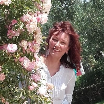 TerryLuisi's profile picture. È la semplicità che mozza il fiato.