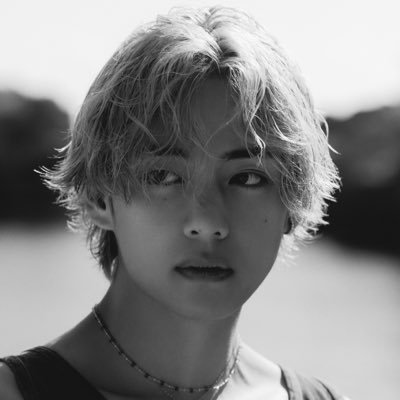 v an icon of an era