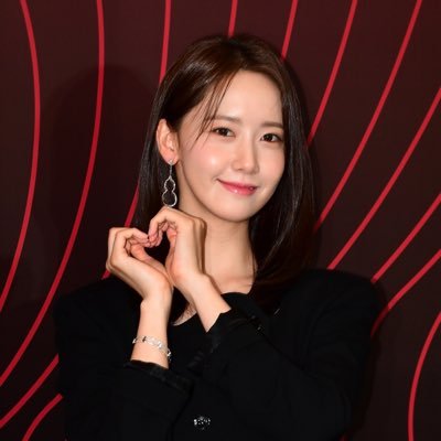 Kayak_Yenny's profile picture. Yoona and Luhan are my babies