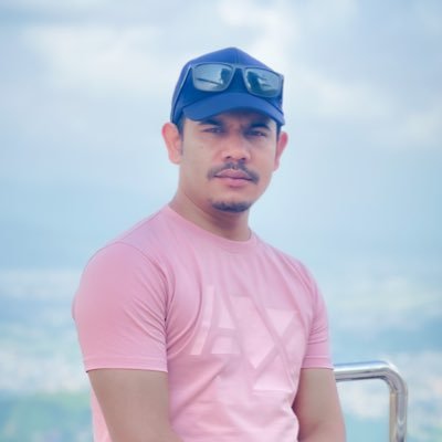 Photography, Cinetographer,
Social worker, President of Human With Humanity(HWH), YouTuber And  President of Hyper Crew Nepal(HCN)  
https://t.co/LCA5AzFXkG