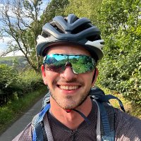 Iain Mac a'Phì (@een_een_een) Twitter profile photo