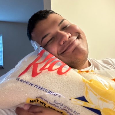 Dari0_25's profile picture. xoxo | @Mathri0