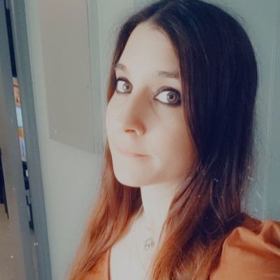 Mammifère femelle sauvage. Geekette passionnée sur PC. On pourra aussi causer whisky, nature, pêche chasse et bonne bouffe.