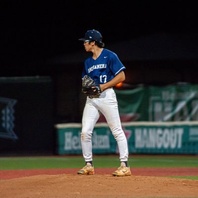 UNCOMMITED // Kamehameha Schools Kapālama 2025 // 3.7 GPA // RHP, OF // 5'10 175 // greysonosbun1@gmail.com // (808) 798-0383