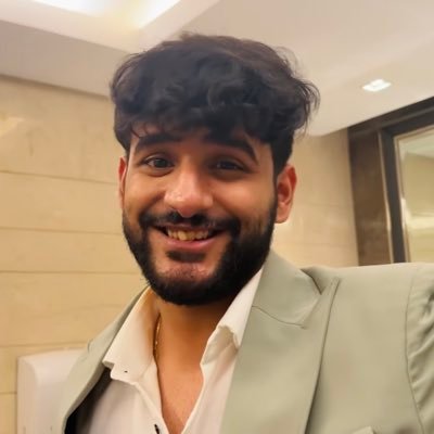 All about Abhishek Malhan reaction clips, memes and Caps.🤍