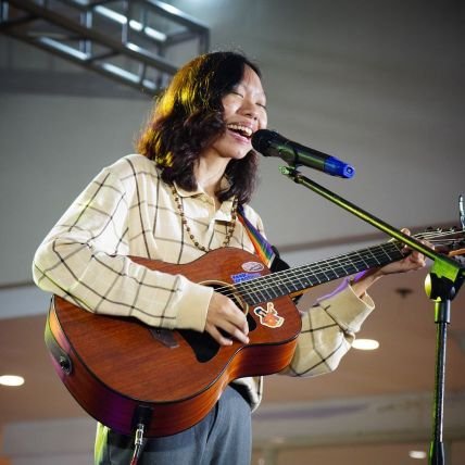 strangejulss's profile picture. musik lover