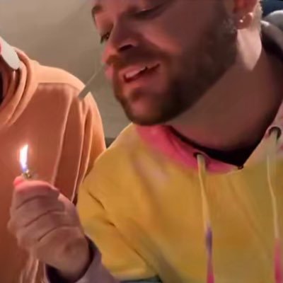liljordankid's profile picture. Gay, barber, He/Him. Love to get 2 on.