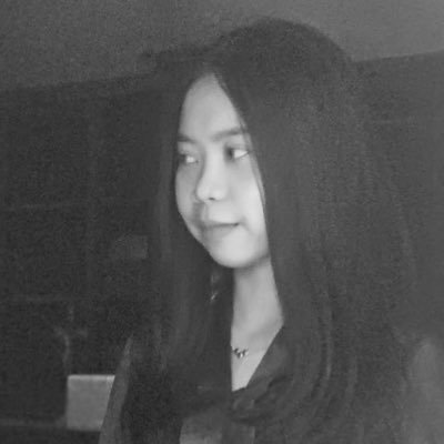 fridaryani's profile picture. world is yours universe is mine