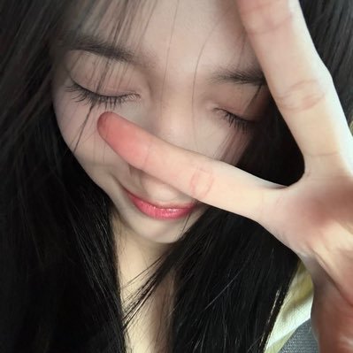 dayacrave's profile picture. user saver