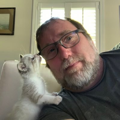 cat-daddy passionate about classic horror movies and British music; especially Sir Arnold Bax (editor of https://t.co/DqVgKgdTkz) and a wee-bit gay.