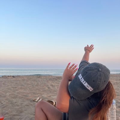 LisaMarzullo's profile picture. bonjour