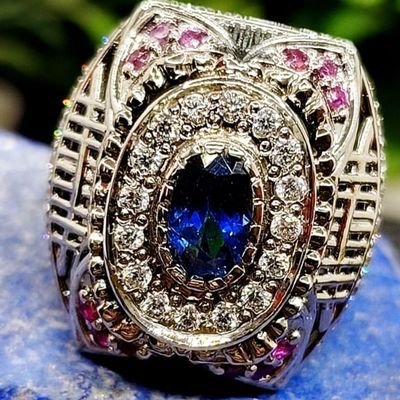 Natural Precious/Semi-Precious Loose Gemstones & Mineral Specimens
Wholesale B2B
Natural Stone Jewellery Customization
Direct message for information