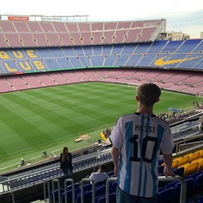 20 | 🇩🇰 Fodbold og sportslig nørd! Massere af https://t.co/msMfzh7xUy tweets og generelt sport. FC Midtjylland og FC Barcelona fan magnusbaybrodbaek@gmail.com
