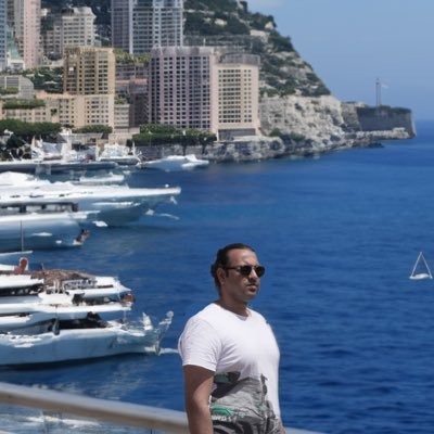 SuvrathaPrasad's profile picture. I have approximate knowledge of everything