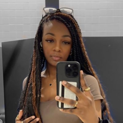 islandkikii's profile picture. https://t.co/GpM440h7Tl THUMBS UP THE VID 🫧