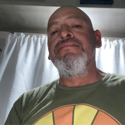 RobertoHer96902's profile picture. 