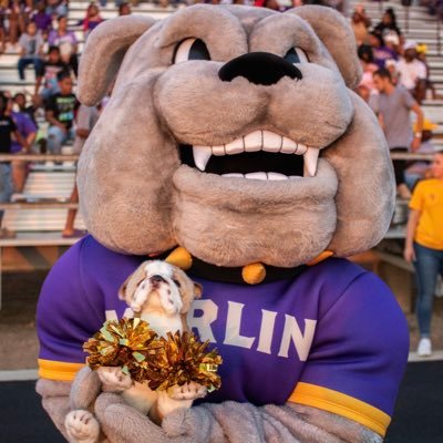 The official page for @MarlinISDTX High School Spirit Programs #CBNG #CommittedToExcellence HC: @Lesleysanders_ AC's: @Noel_marie13 @Leslie_thiele1