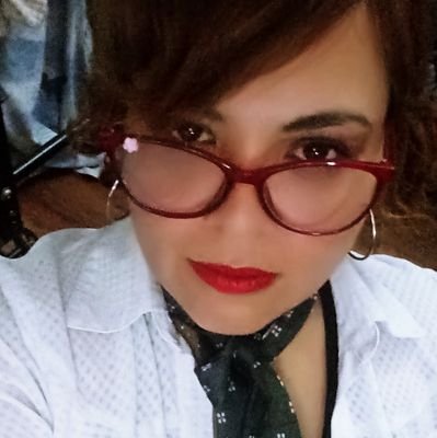 soy una dama en la calle y una puta en las sabanas😈🔥🔥... I am a lady in the street and a whore in the sheets 😈🔥🔥... https://t.co/5z8gSneaOj