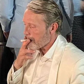 yaquelamor's profile picture. 