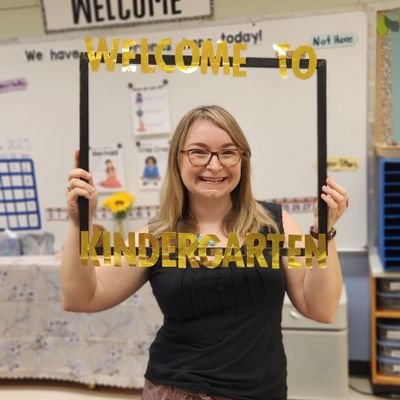 Lifelong learner, backpack adventurer, and TDSB Kindergarten Teacher at William Burgess Public School (@wburgessTDSB). She/Her.