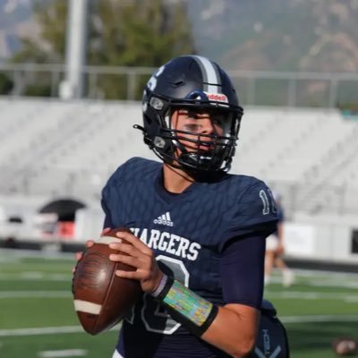 QB Corner Canyon || Utah 2026 @3dqb_SoCal || 3.9 GPA 📚|| 801-979-6798——————————Sophomore season highlights: https://t.co/foAQkrD0Cu