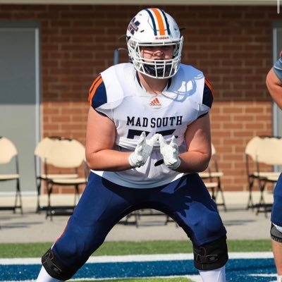 MSHS~C/O 2026~6’2 255~OT/OG