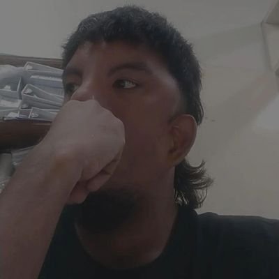 jiosmanr18's profile picture. Guarda siempre tus monstruos en un lugar privilegiado de tu memoria. Ellos te recuerdan lo fuerte que has sido.